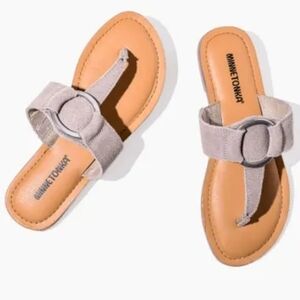 New Minnetonka Cabella Sandal Flat Multicolor Ring Thong Slip On Women 8